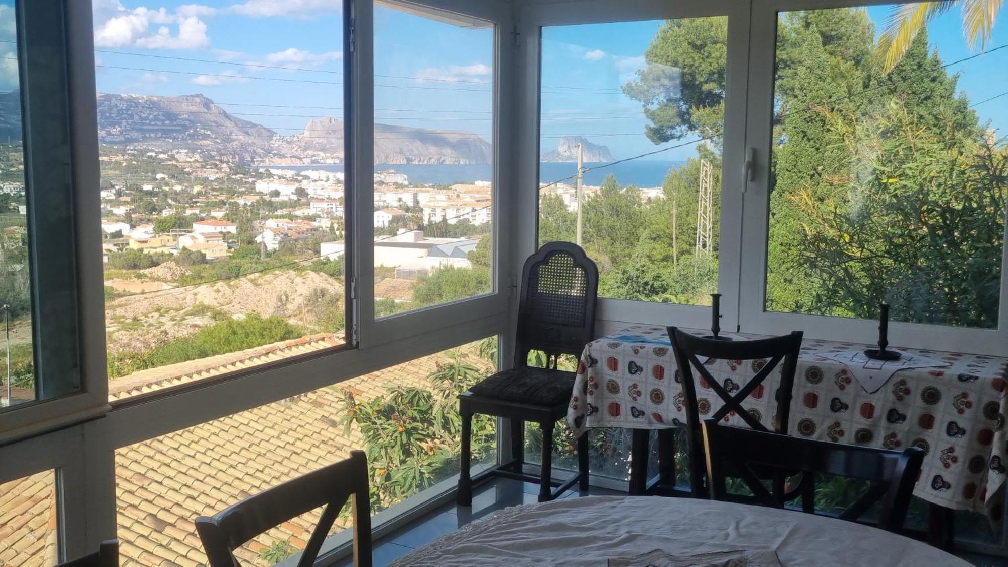 Haus Mit Pool Und Meerblick 阿尔啼 外观 照片