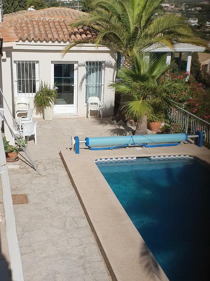 Haus Mit Pool Und Meerblick 阿尔啼 外观 照片